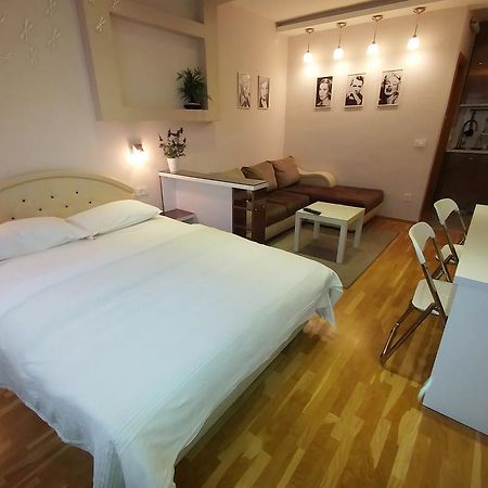 Apartment Oasis Belgrad Exterior foto