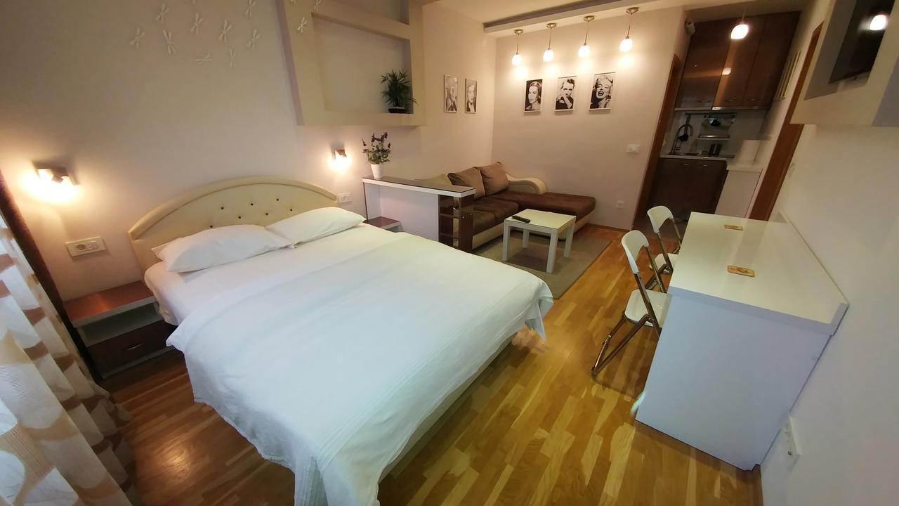 Apartment Oasis Belgrad Exterior foto