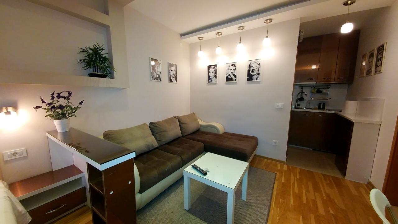 Apartment Oasis Belgrad Exterior foto